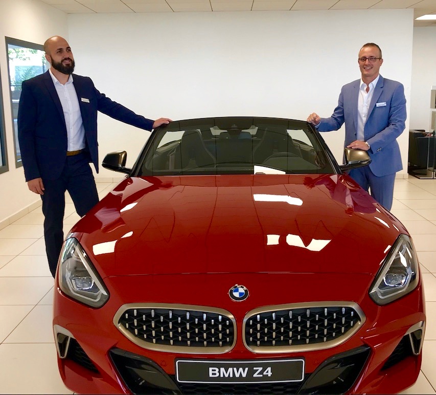 Damien Vally, Responsable des ventes BMW-MINI et Philippe-Alexandre Rebboah, DG de Leal Réunion