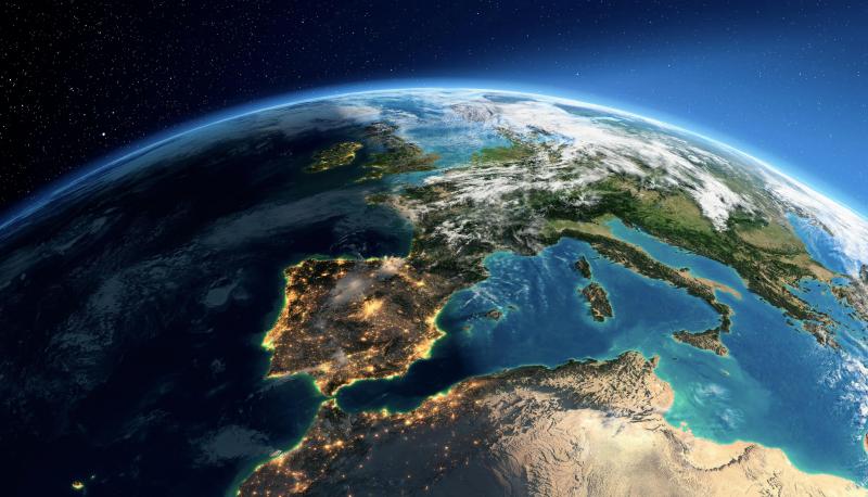 Spatial Engagement de la France à ne pas conduire d'essais de